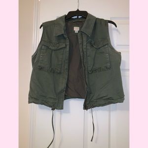 Army green crop vest